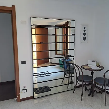 Golden Apartament Como